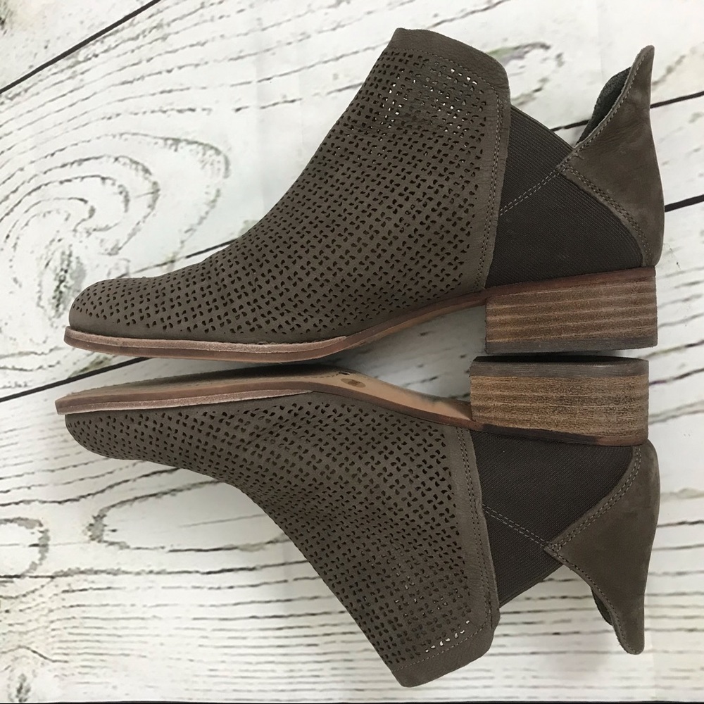 Vince Camuto Celena Perforated Ankle Bootie Suede - Picture 6 of 8
